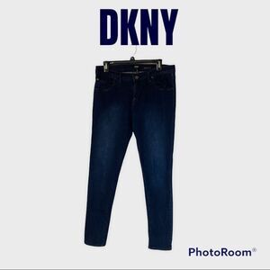 DKNY Denim MOTT Jeans